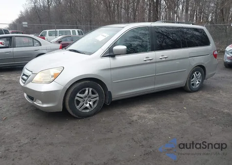 2006 Honda Odyssey Touring z USA, uszkodzony, nr VIN 5FNRL388X6B511767